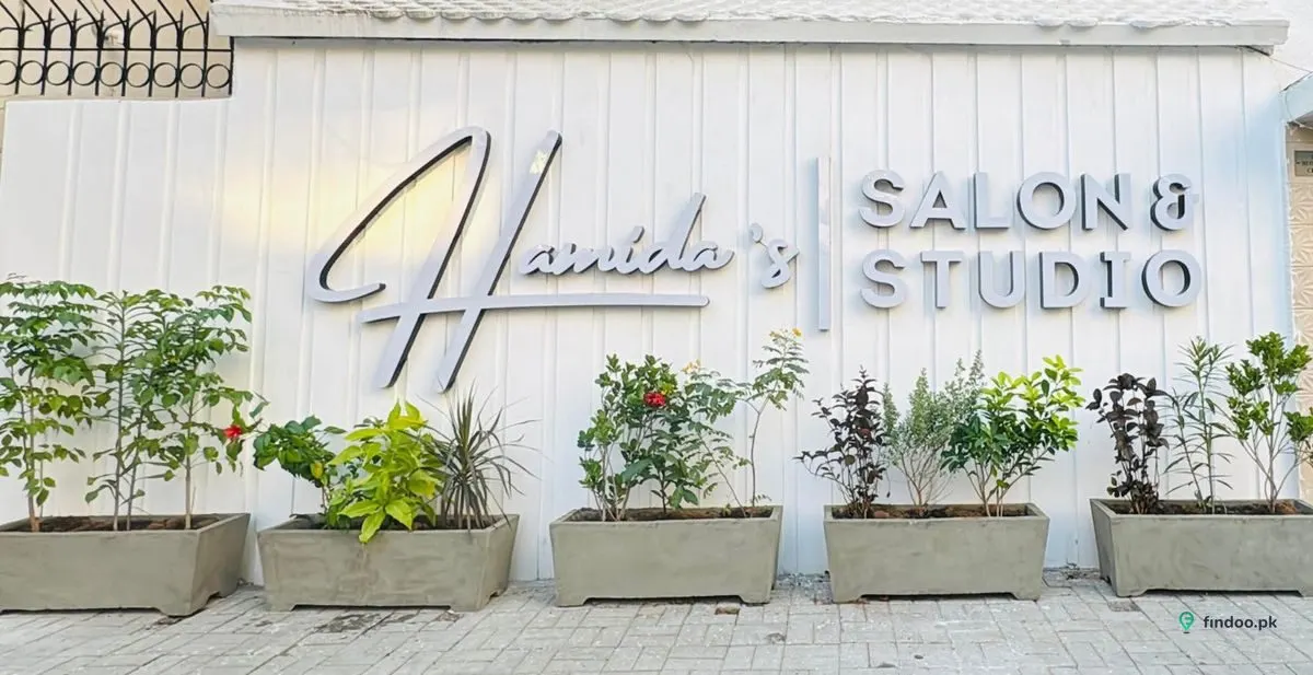 Hamida's Salon & Studio